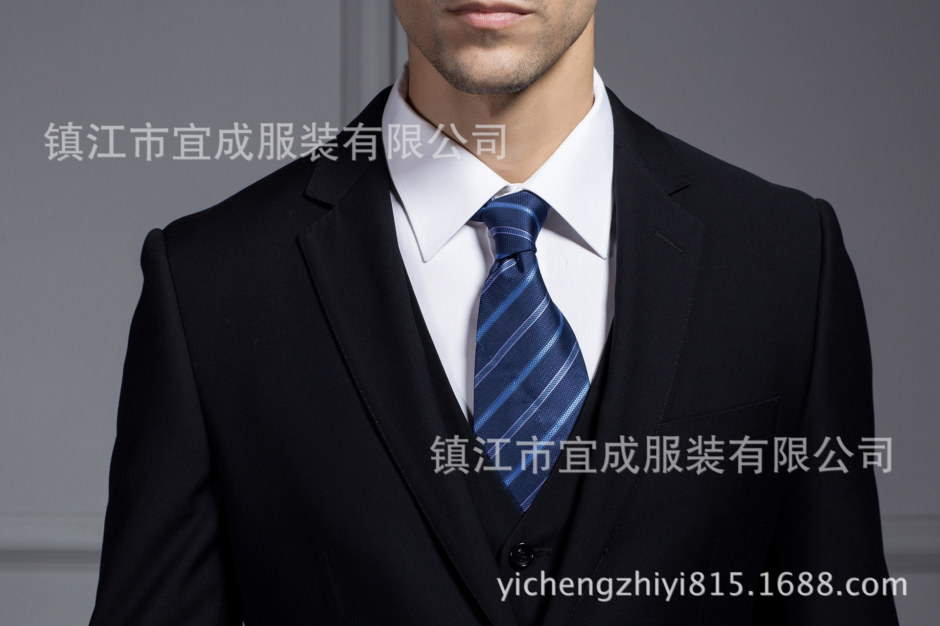 廣東黑色商務(wù)休閑修身男士西服套裝